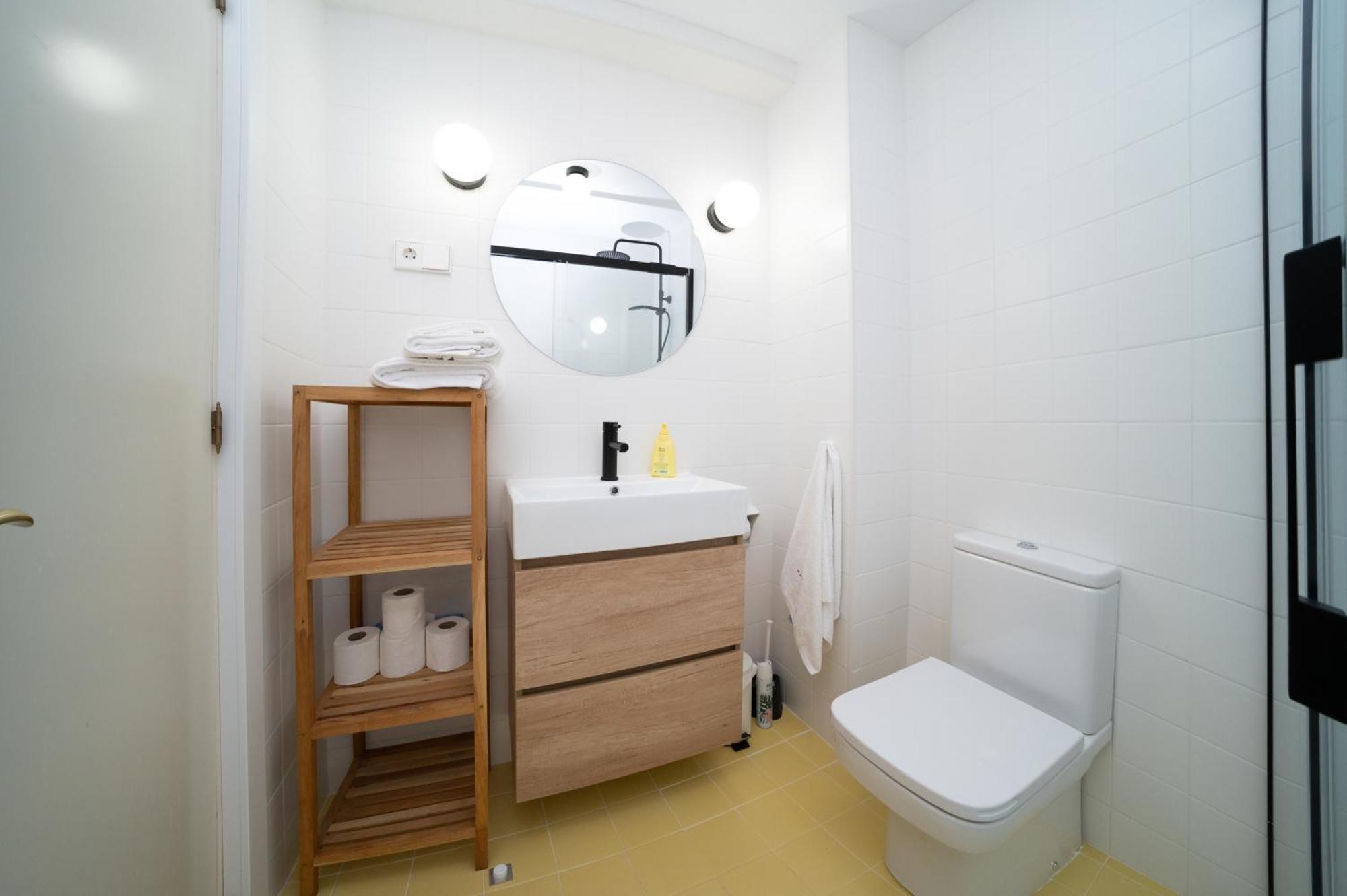 Tradicional Apartamento Central De 2 Camas Dobles Benalmadena Ngoại thất bức ảnh