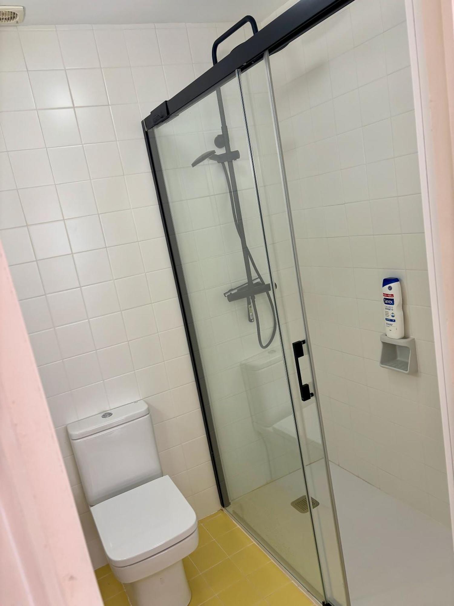 Tradicional Apartamento Central De 2 Camas Dobles Benalmadena Ngoại thất bức ảnh